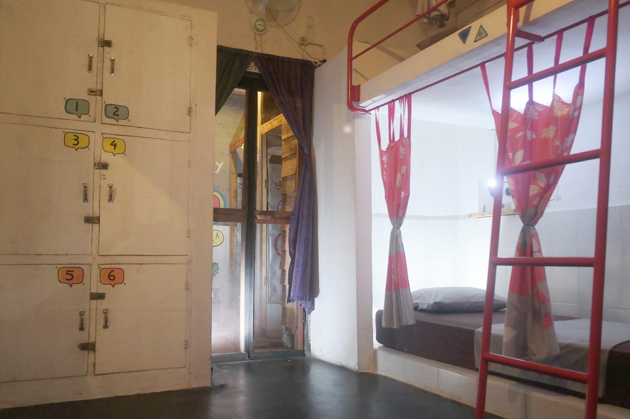 Abrakadabra! Artbnb Yogyakarta Exterior photo