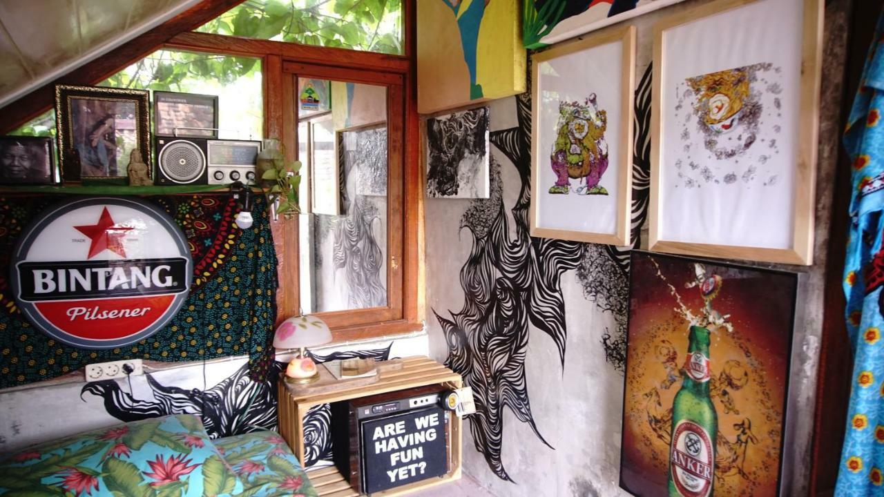 Abrakadabra! Artbnb Yogyakarta Exterior photo